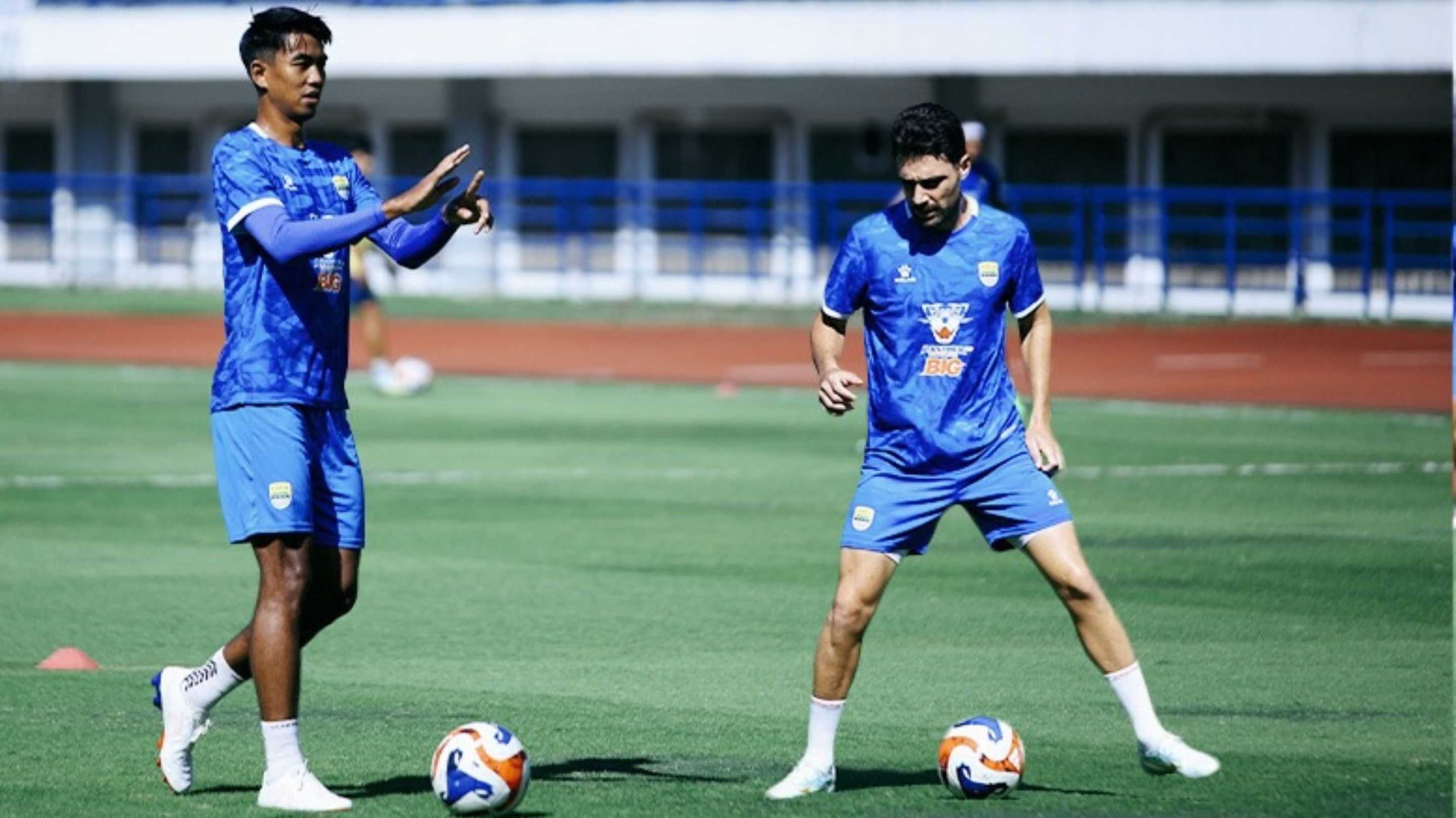 Persib Bandung Waspadai PSIM, Bojan Hodak Soroti Kekuatan Lini Belakang Lawan